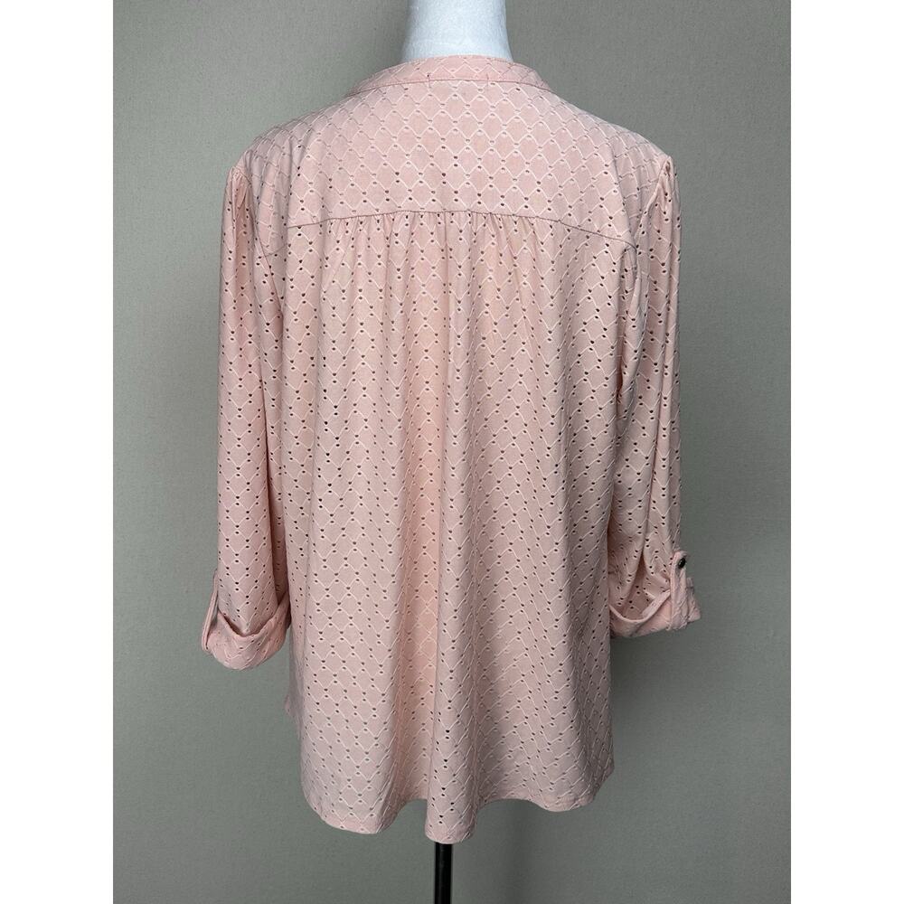 Women's Roz & Ali Top Peach Eyelet Pullover 3/4 Sleeve Stretch Baby Doll - Picture 5 of 11